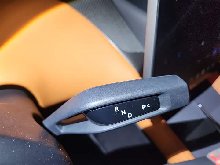 Фото 16 - Xiaomi YU7