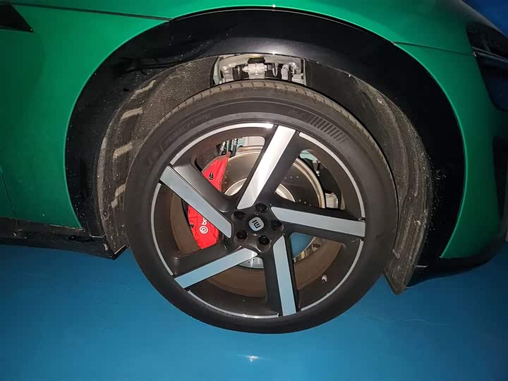 Фото 9 - Xiaomi YU7