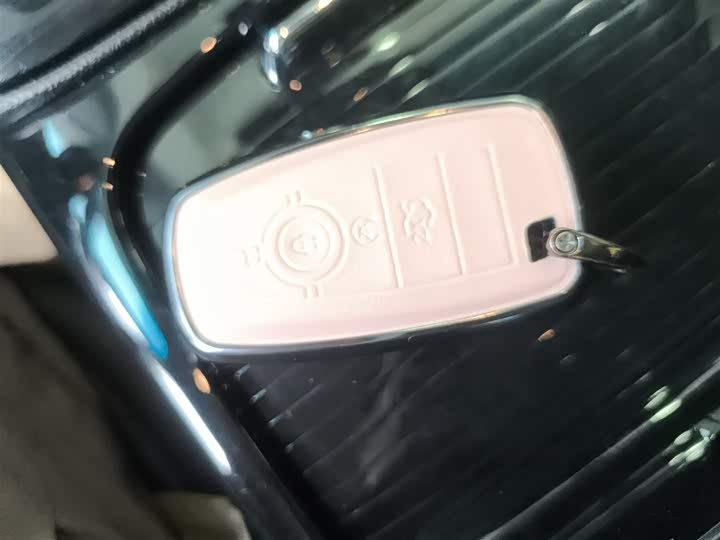 Фото 9 - Lincoln Nautilus