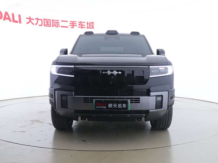 Фото 2 - BYD FangChengBao Leopard 8