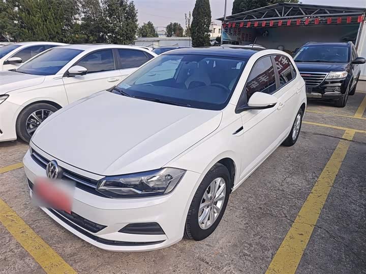 Фото 1 - Volkswagen Polo