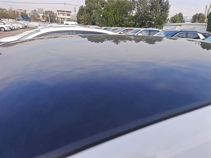 Фото 27 - Volkswagen Polo