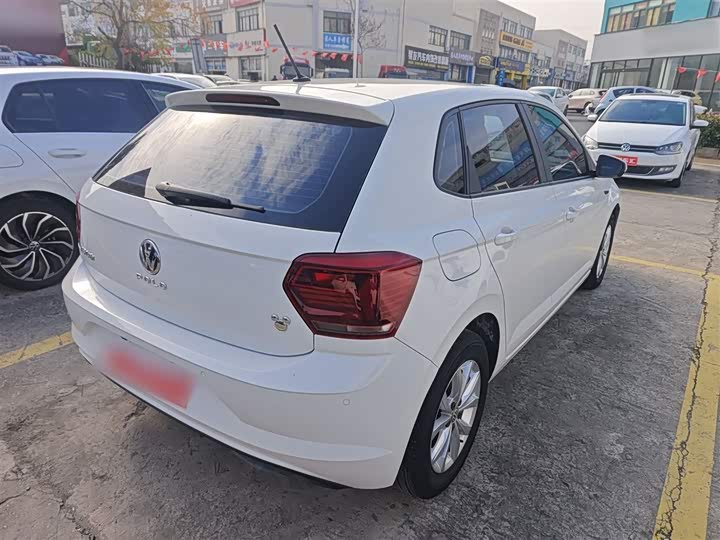 Фото 7 - Volkswagen Polo