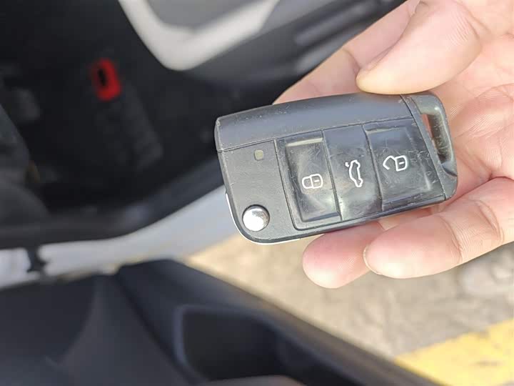 Фото 9 - Volkswagen Polo