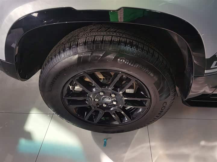 Фото 26 - Land Rover Defender