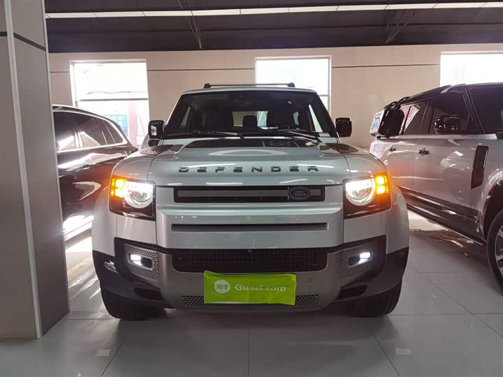 Фото 3 - Land Rover Defender