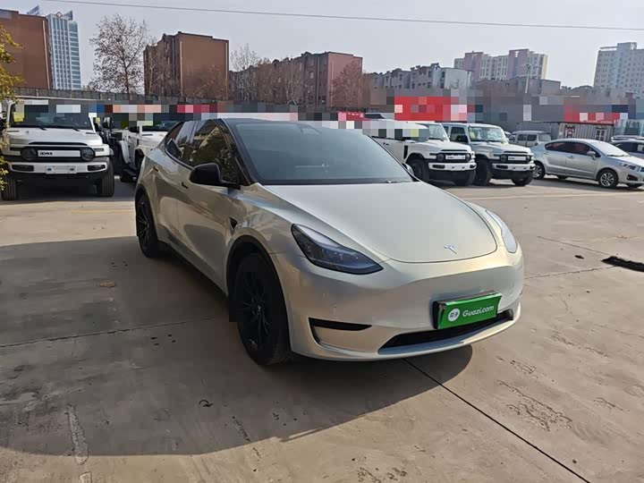 Фото 4 - Tesla Model Y
