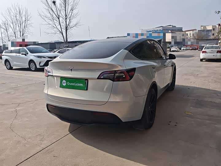 Фото 7 - Tesla Model Y