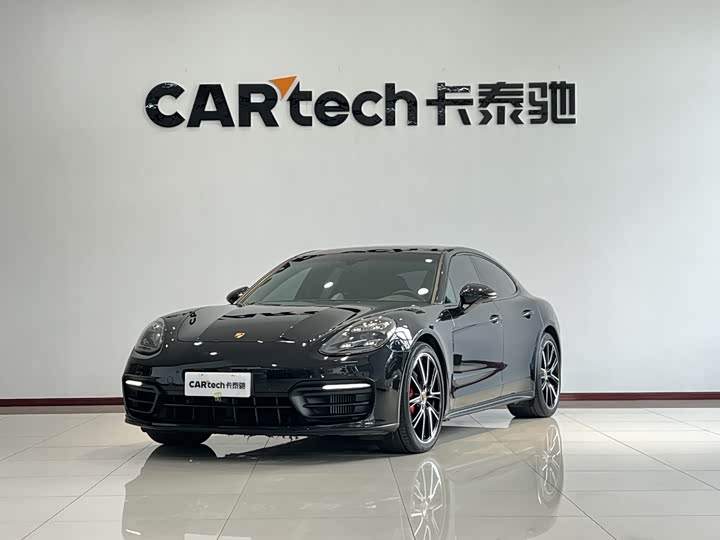 Фото 1 - Porsche Panamera