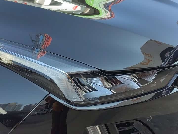 Фото 10 - Cadillac CT5