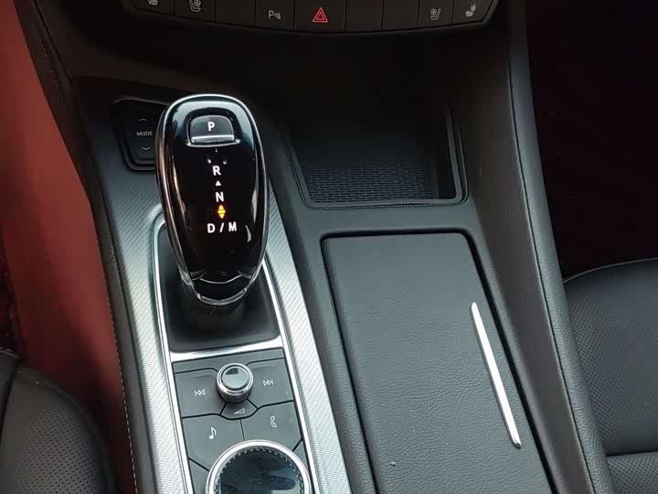 Фото 18 - Cadillac CT5