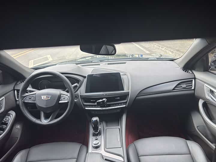 Фото 4 - Cadillac CT5