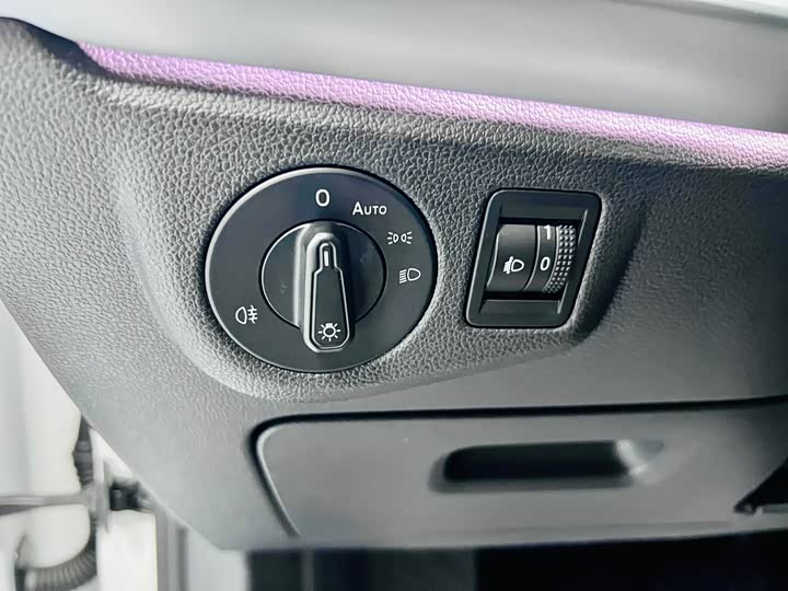 Фото 13 - Volkswagen Lavida