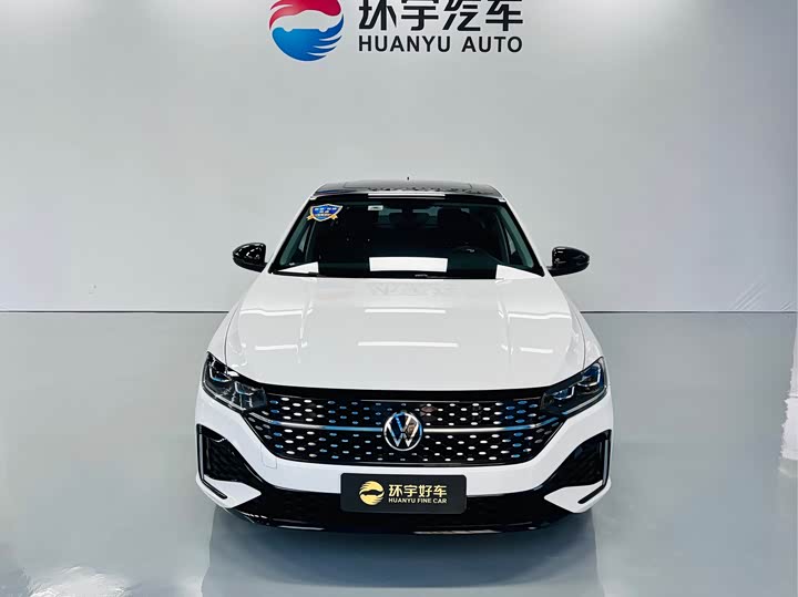 Фото 2 - Volkswagen Lavida