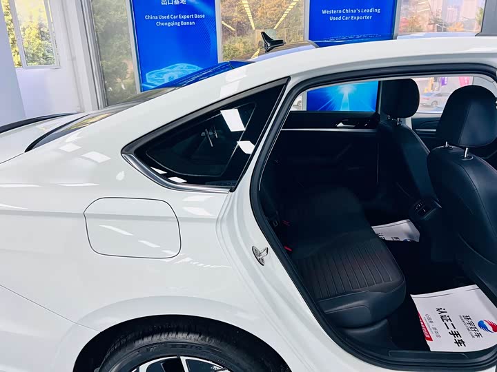 Фото 24 - Volkswagen Lavida