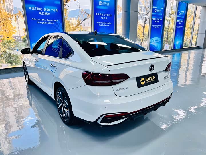 Фото 6 - Volkswagen Lavida