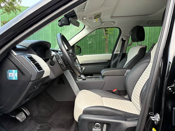 Фото 9 - Land Rover Discovery