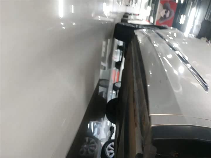 Фото 21 - Volkswagen Tiguan L Pro