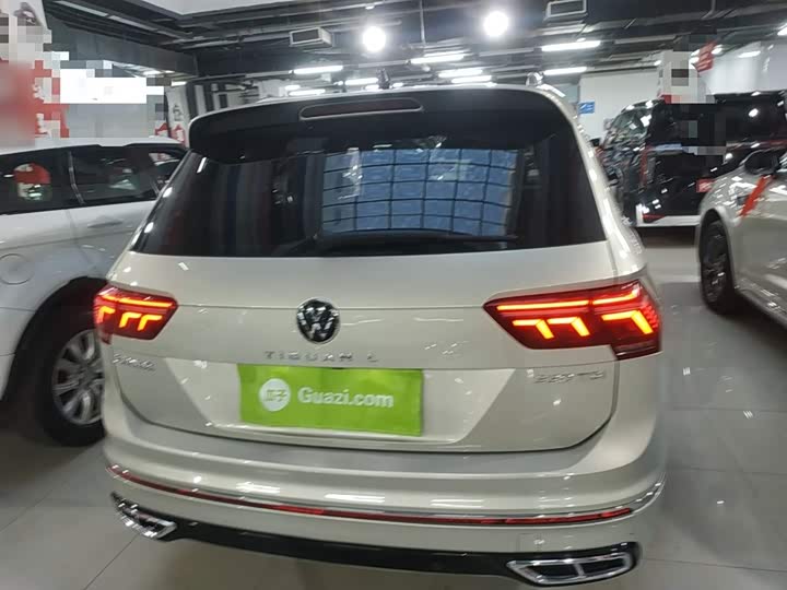 Фото 6 - Volkswagen Tiguan L Pro