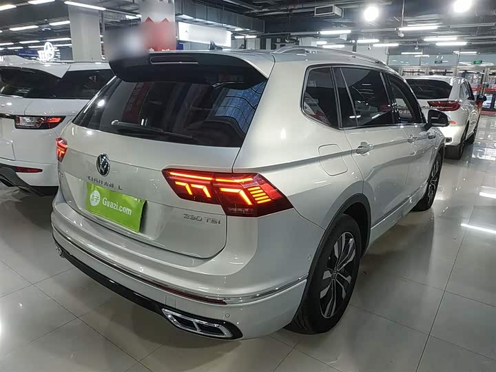Фото 7 - Volkswagen Tiguan L Pro
