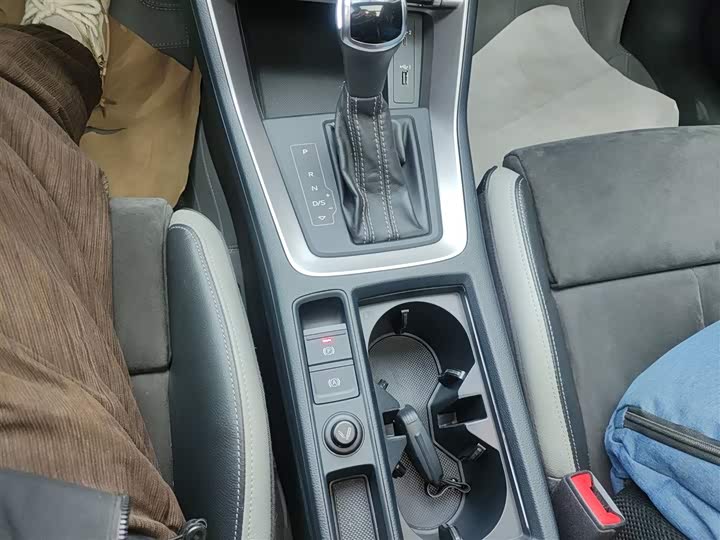 Фото 14 - Audi Q3