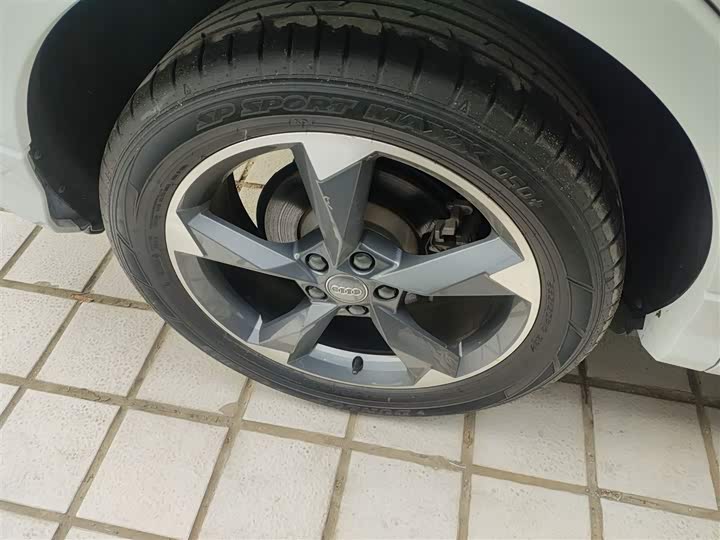 Фото 26 - Audi Q3