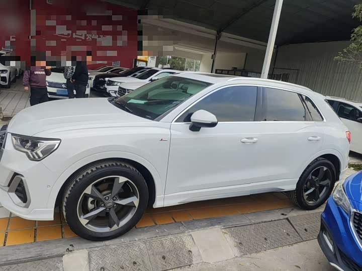 Фото 5 - Audi Q3