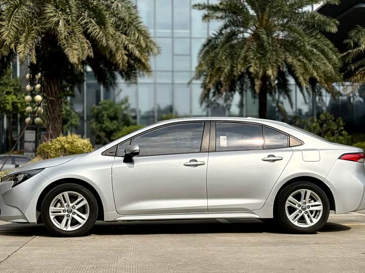 Фото 13 - Toyota Levin