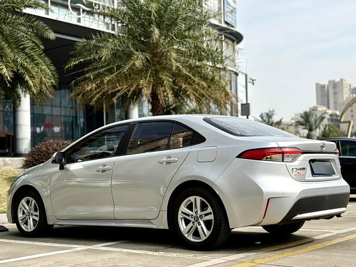 Фото 16 - Toyota Levin