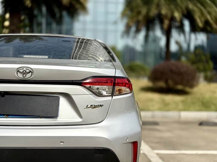 Фото 17 - Toyota Levin