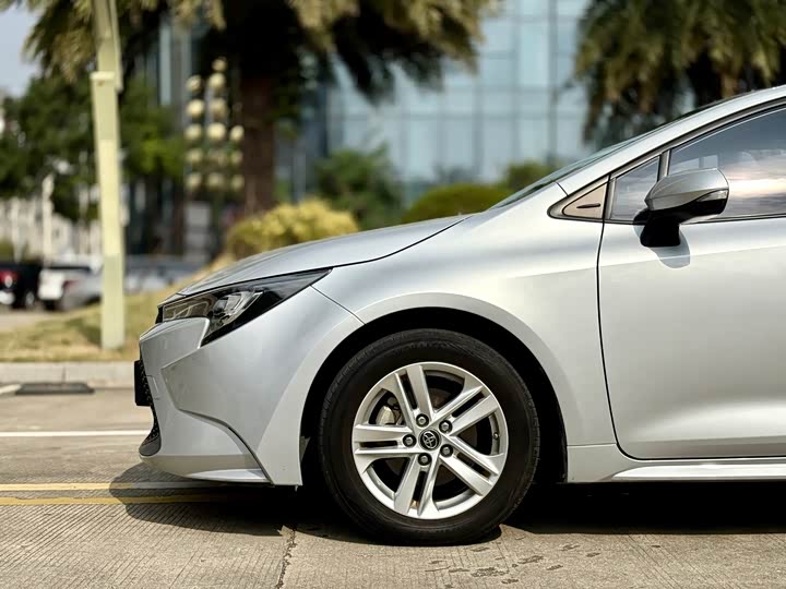 Фото 18 - Toyota Levin