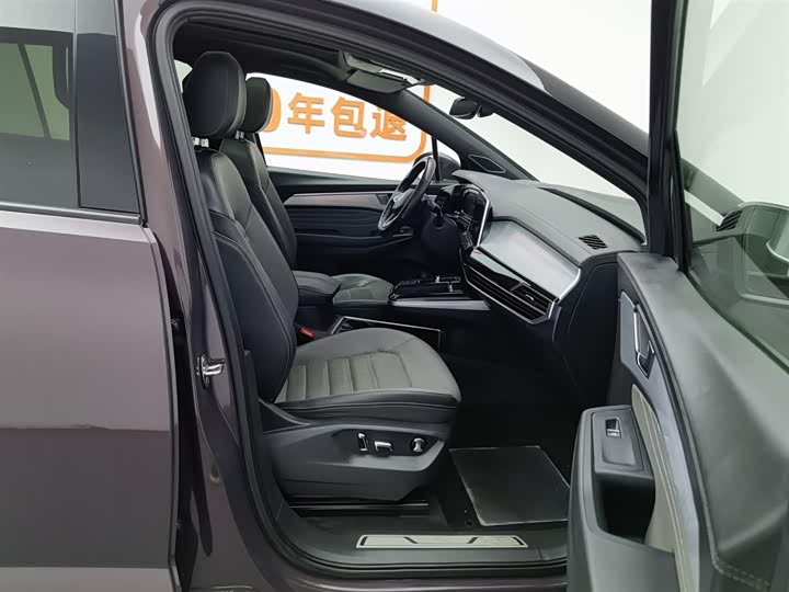 Фото 23 - Volkswagen Talagon