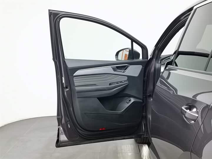 Фото 8 - Volkswagen Talagon