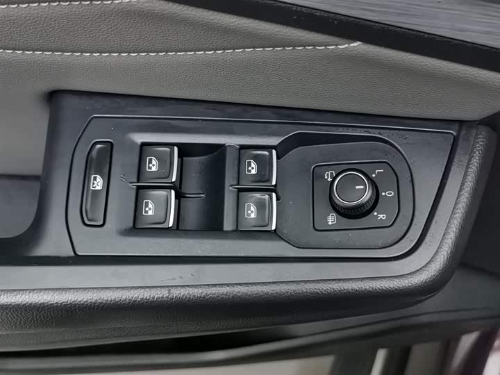 Фото 9 - Volkswagen Talagon