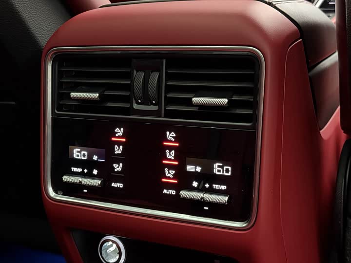 Фото 14 - Porsche Cayenne