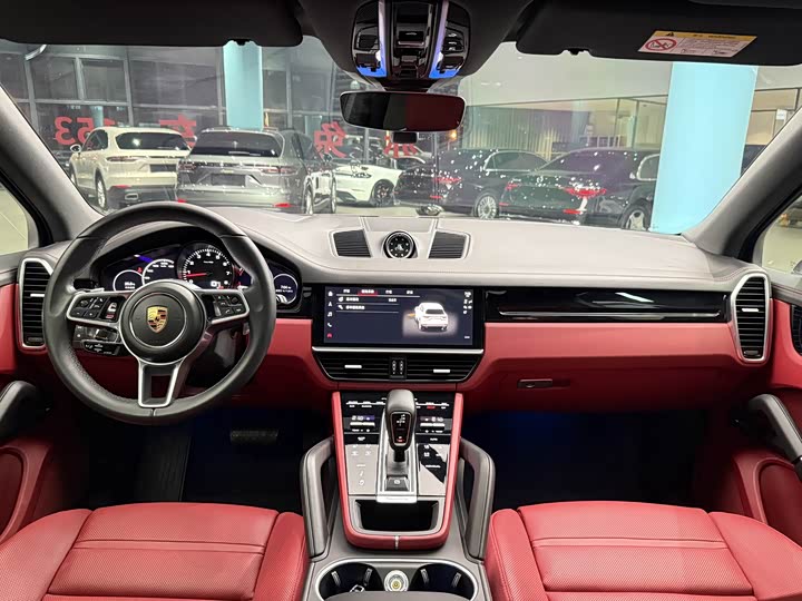 Фото 15 - Porsche Cayenne