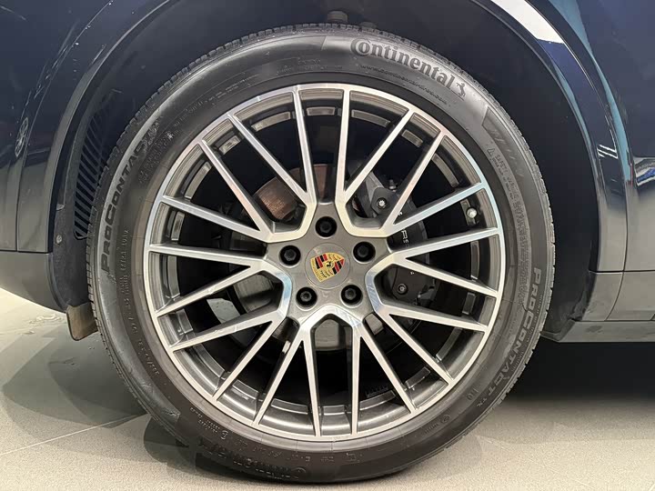 Фото 7 - Porsche Cayenne