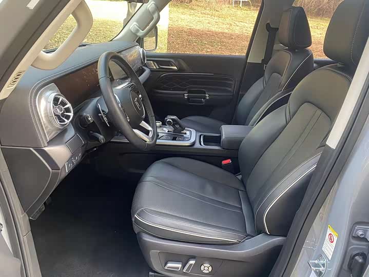 Фото 7 - Tank 300