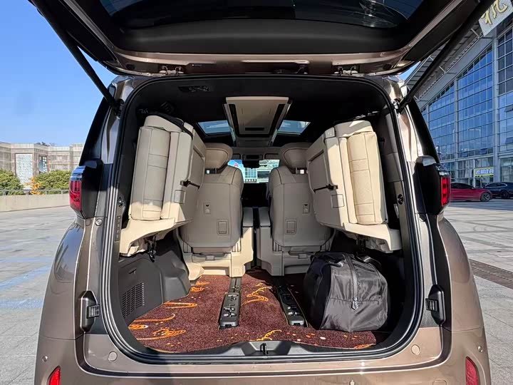Фото 6 - Toyota Alphard