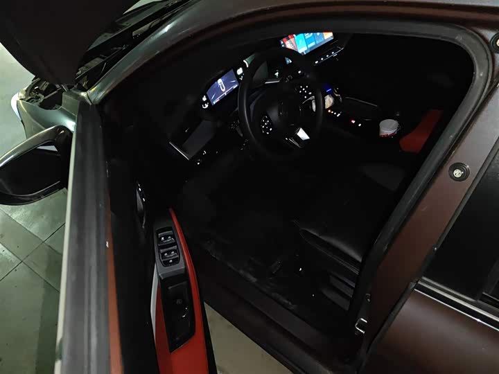 Фото 14 - MG Motor 5