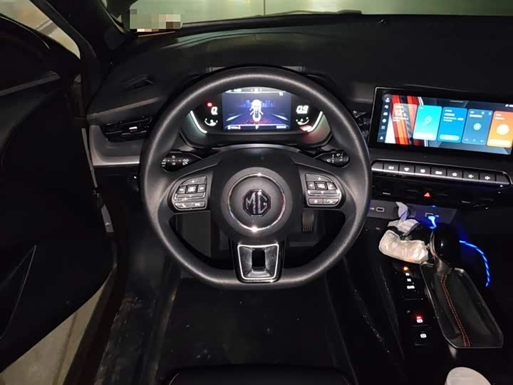 Фото 3 - MG Motor 5