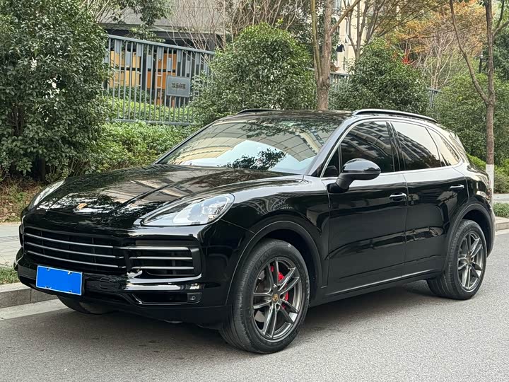 Фото 1 - Porsche Cayenne