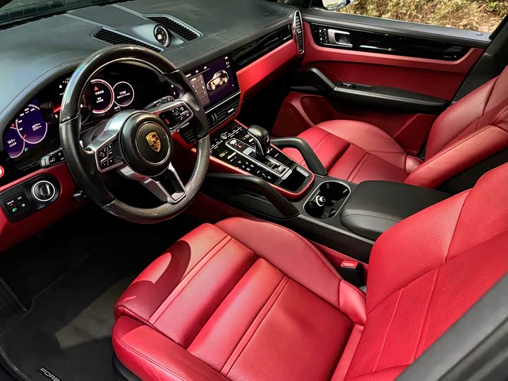 Фото 6 - Porsche Cayenne