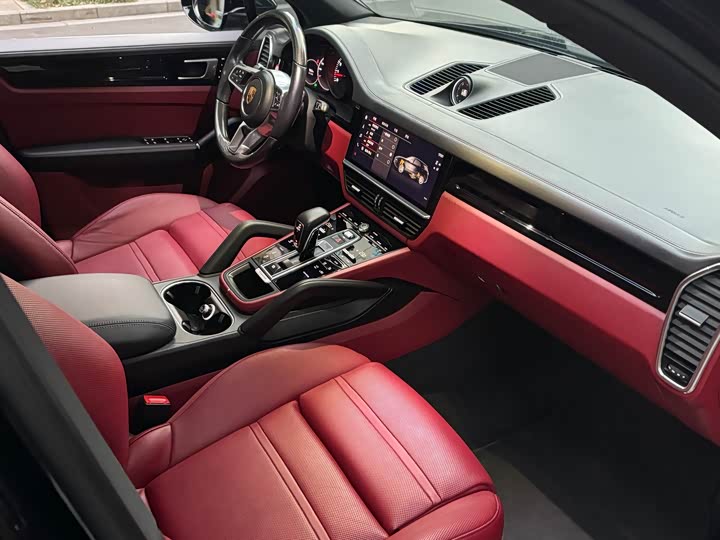 Фото 7 - Porsche Cayenne