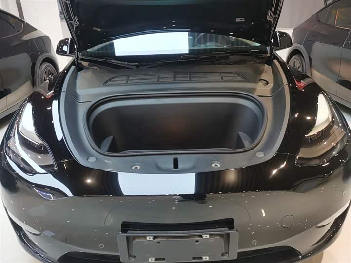 Фото 20 - Tesla Model Y