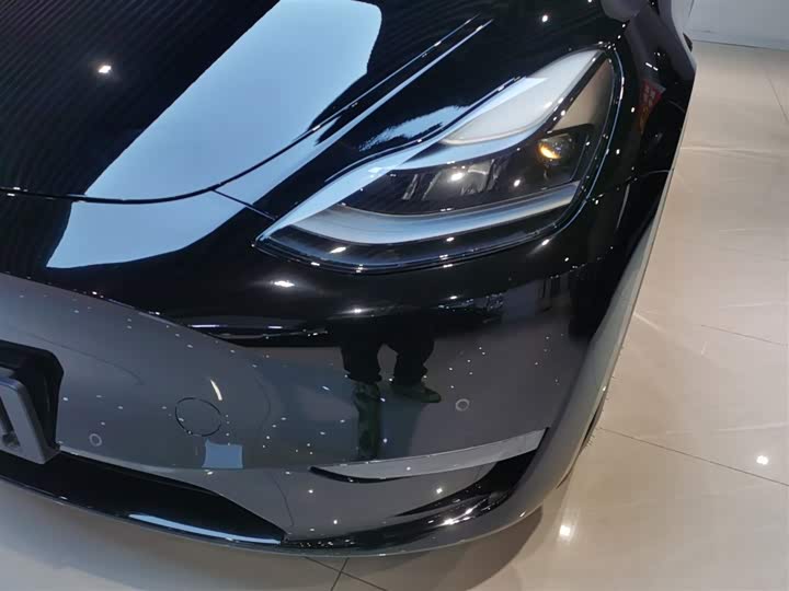 Фото 24 - Tesla Model Y