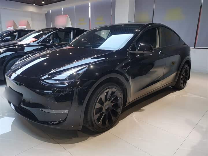 Фото 5 - Tesla Model Y