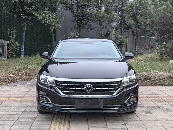 Фото 6 - Volkswagen Passat