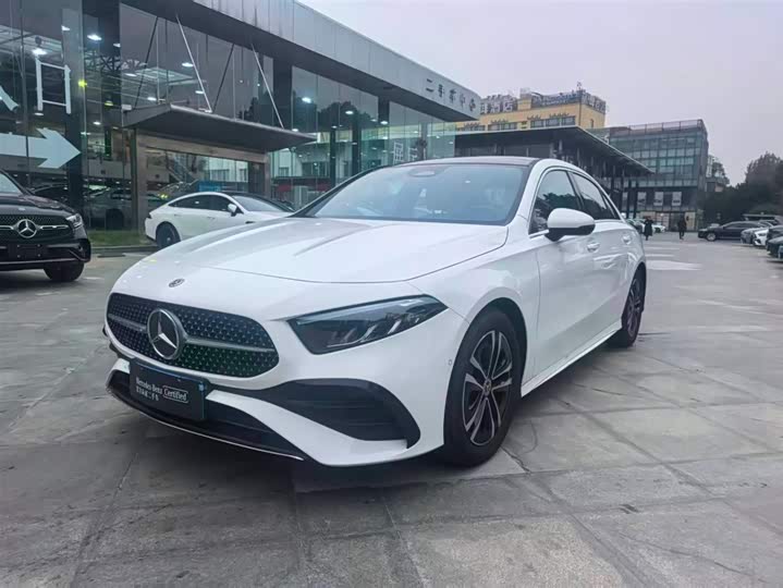 Фото 1 - Mercedes-Benz A-Class