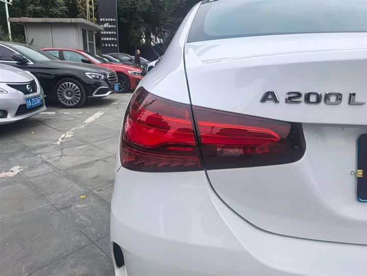 Фото 10 - Mercedes-Benz A-Class